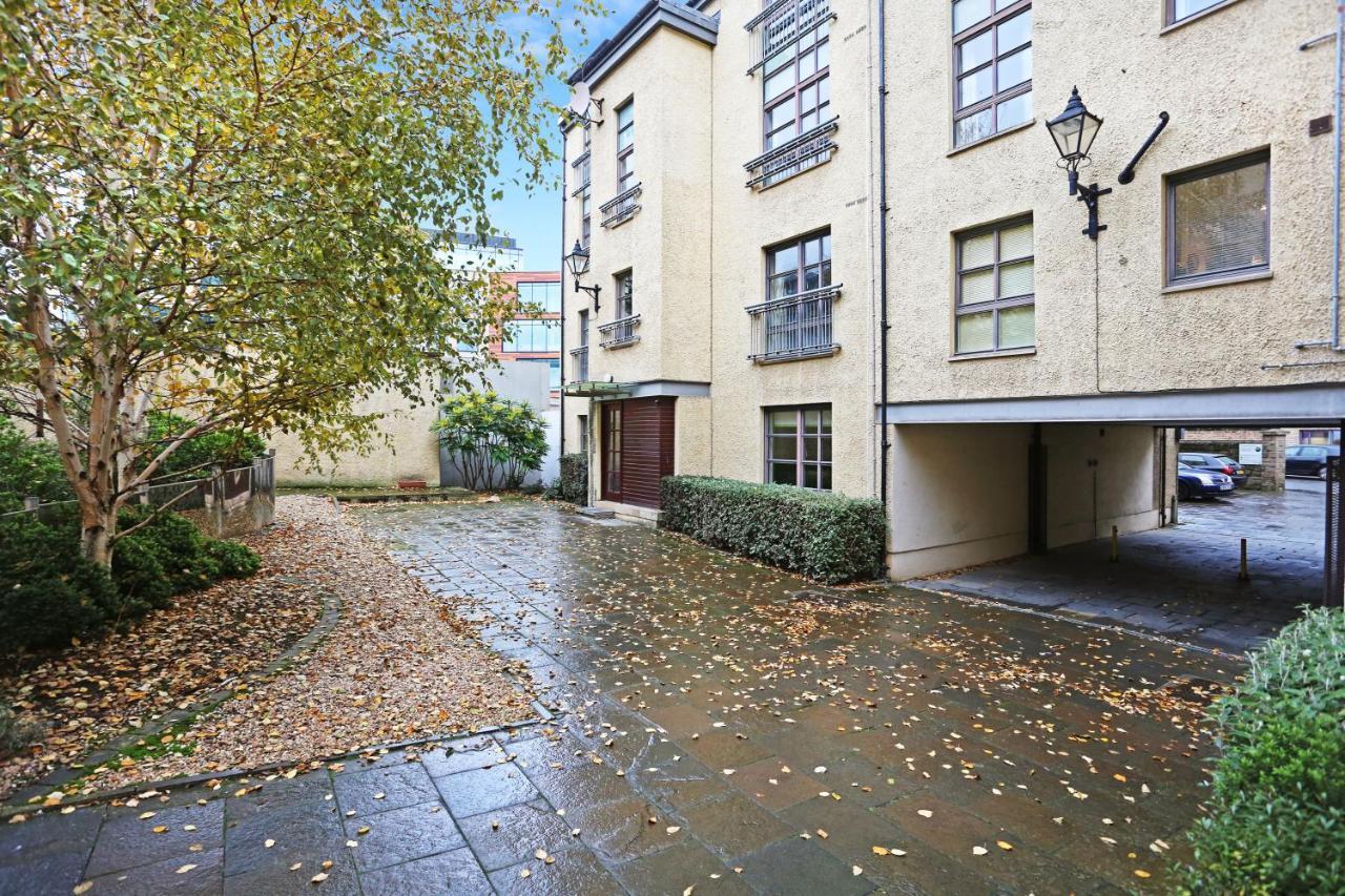 Altido 2Br Apartment With Free Parking, Near The Royal Mile Edinburgh Bagian luar foto